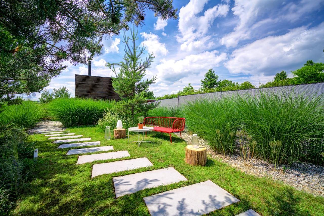Nedomek By Homester Neslovice Luaran gambar
